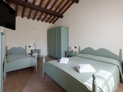 Triple room