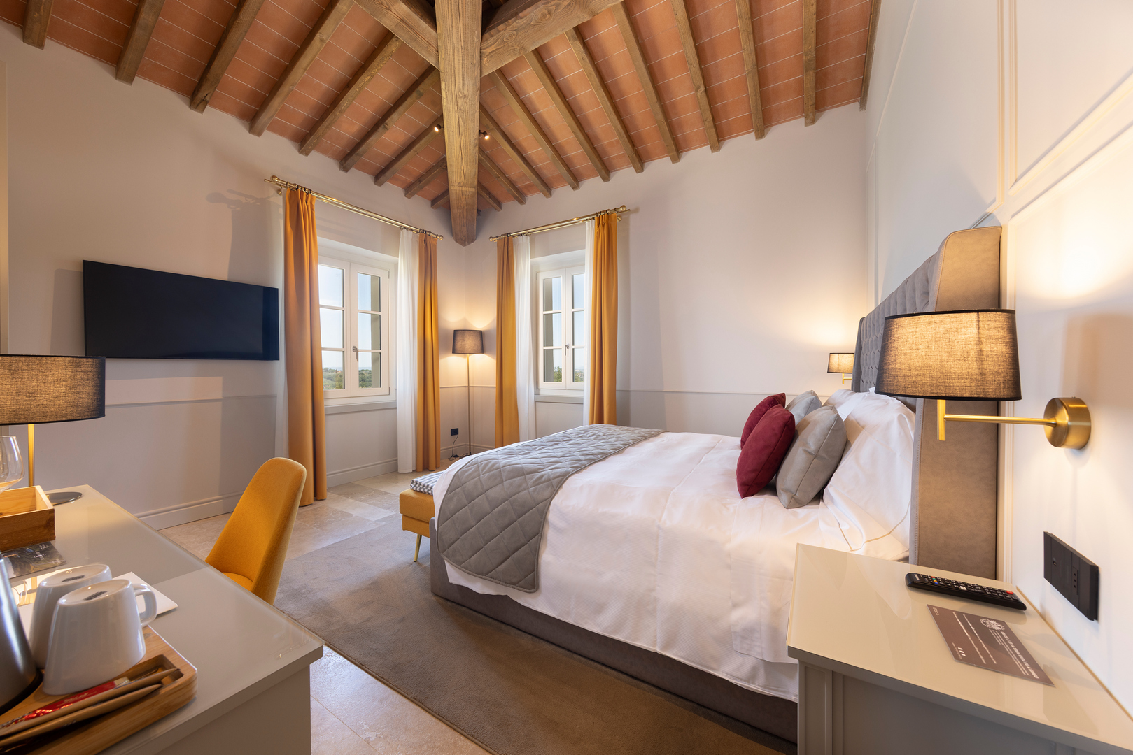 The rooms on the first floor of the new Casale Le Poggiole, adjacent to Villa Grazianella