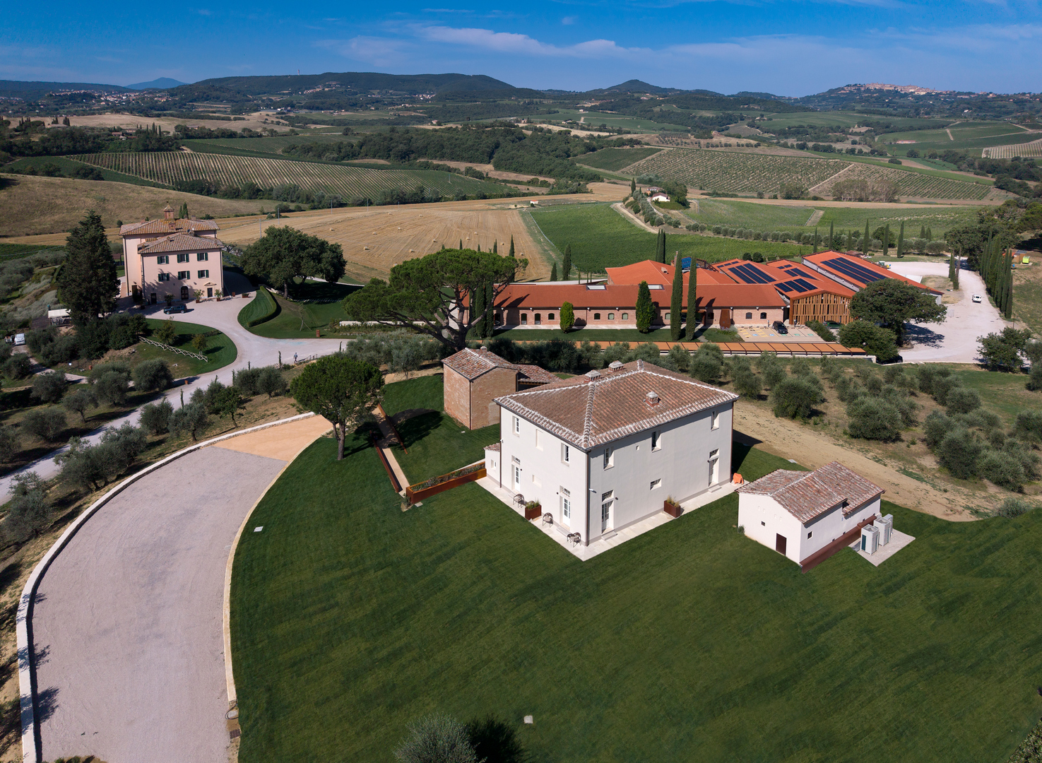 Aerial view of the new Casale Le Poggiole, next to Villa Grazianella