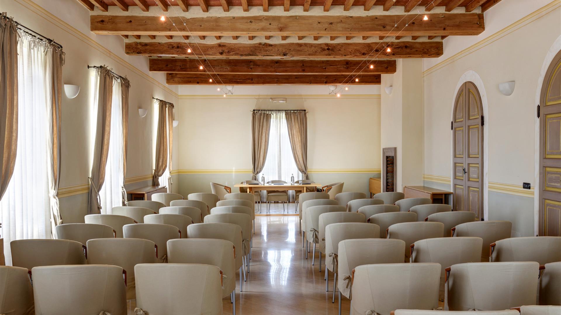 VillaGrazianella_MeetingRoom_2
